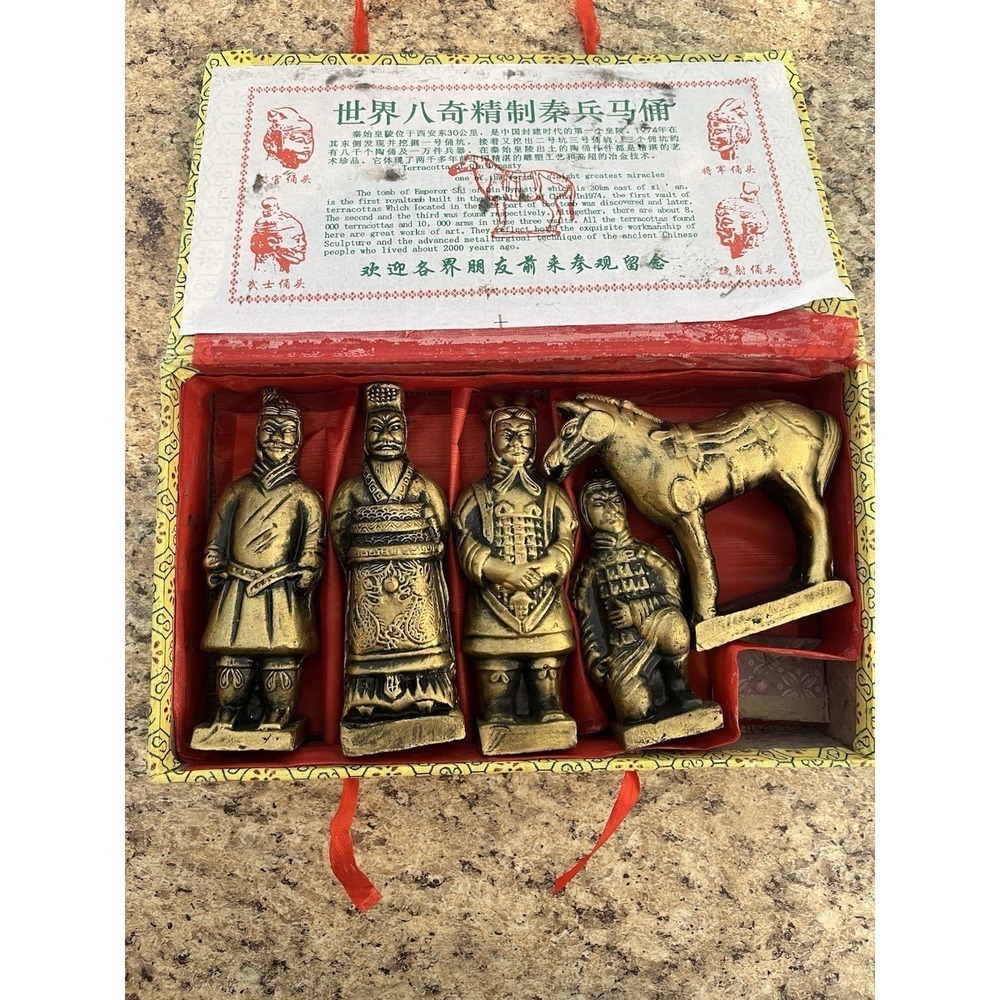 Qin Dynasty Terracotta Gold Warriors With Horse Set Of 5 - Picture 1 of 7